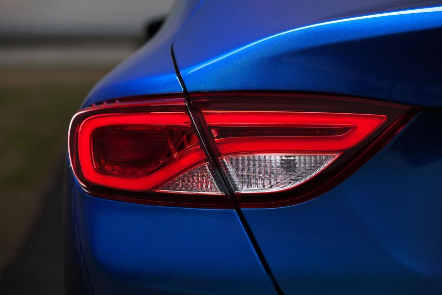 Детали экстерьера Chrysler 200S AWD (UF) 2014 года  (фото 17 из 46)